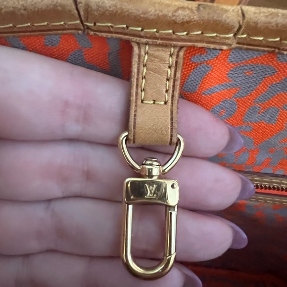 SOLD!!🍊Louis Vuitton Neverfull GM Orange Graffiti 🍊 - Picture 12 of 16